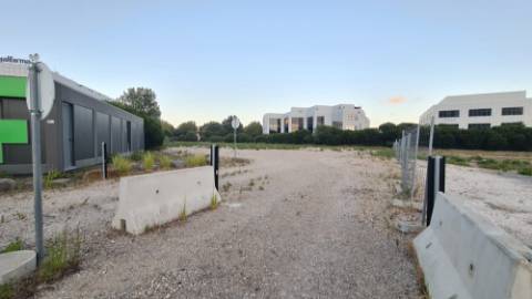 Lote de terreno para construção com 4906m2, na Quinta da Beloura, Sintra