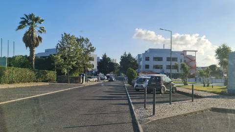 Lote de terreno para construção com 4906m2, na Quinta da Beloura, Sintra