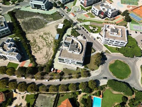 Lote de terreno para construção com 4906m2, na Quinta da Beloura, Sintra