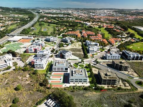 Lote de terreno para construção com 4906m2, na Quinta da Beloura, Sintra