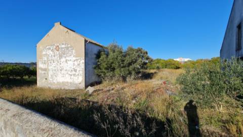 Excelente terreno urbano para construção, na marginal Montijo