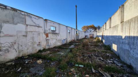 Excelente terreno urbano para construção, na marginal Montijo