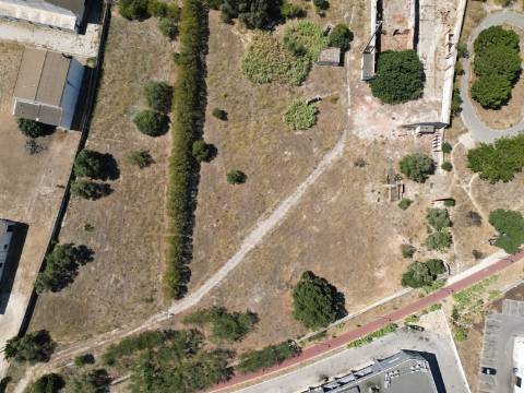 Excelente terreno urbano para construção, na marginal Montijo