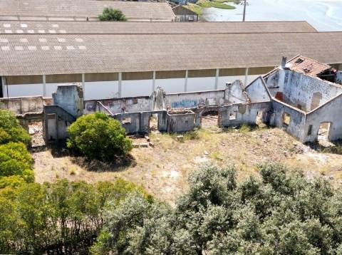 Excelente terreno urbano para construção, na marginal Montijo