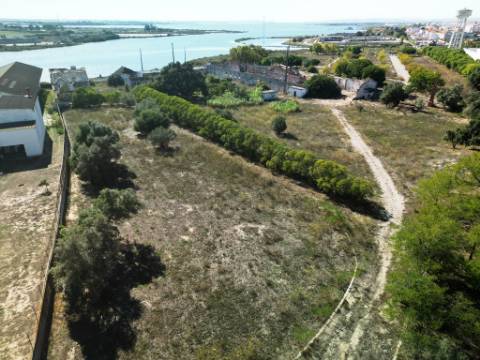 Excelente terreno urbano para construção, na marginal Montijo