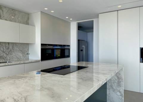 Moradia de Luxo V6, em Vila Nova de Cacela