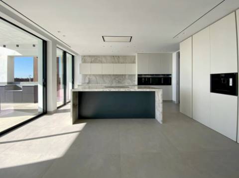 Moradia de Luxo V6, em Vila Nova de Cacela