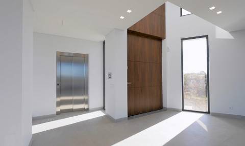 Moradia de Luxo V6, em Vila Nova de Cacela