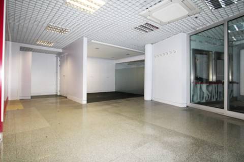 Loja comercial na Rua do Quelhas, na Lapa, Lisboa