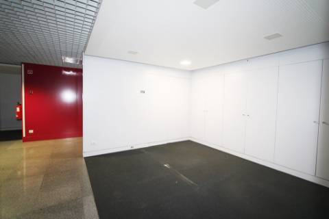 Loja comercial na Rua do Quelhas, na Lapa, Lisboa