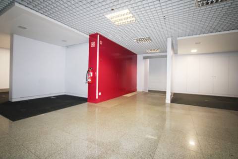 Loja comercial na Rua do Quelhas, na Lapa, Lisboa