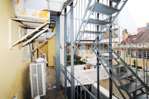 Loja comercial na Rua do Quelhas, na Lapa, Lisboa