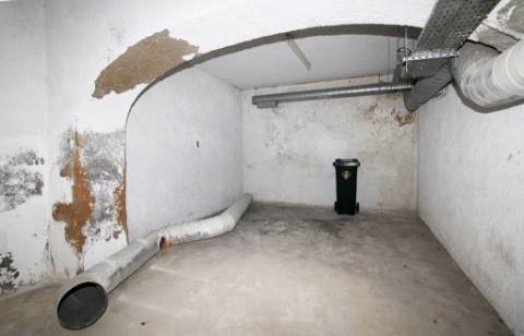 Loja comercial na Rua do Quelhas, na Lapa, Lisboa