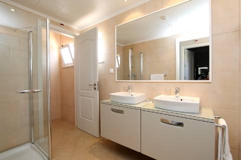 Luxuosas moradias V3 equipadas e mobiladas em Golfe Country Clube, Algarve