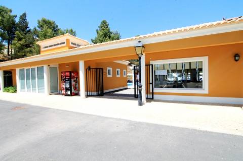 Luxuosas moradias V3 equipadas e mobiladas em Golfe Country Clube, Algarve