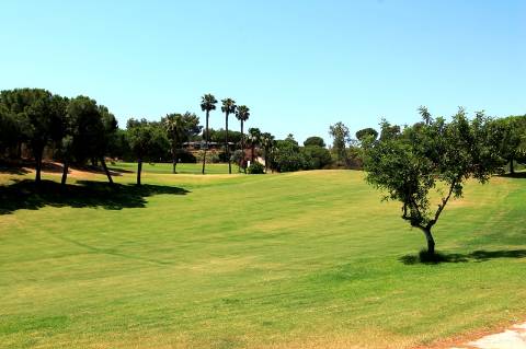 Luxuosas moradias V3 equipadas e mobiladas em Golfe Country Clube, Algarve