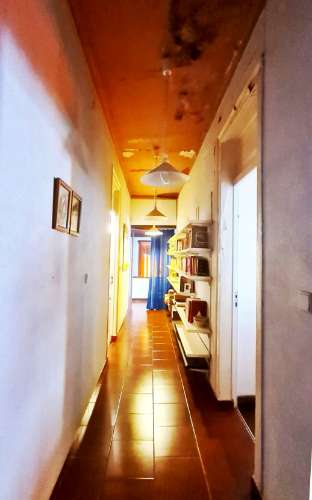 Moradia T6, lote 915m2, próxima da praia, na Parede, Cascais