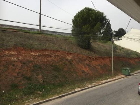 Terreno p/ Construção em Vialonga