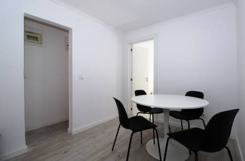 2 Moradias remodeladas na Ajuda, Lisboa