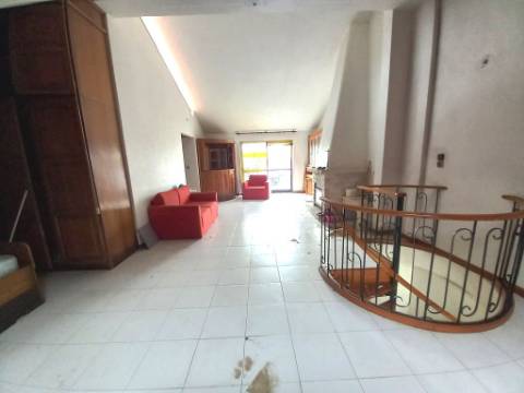 Apartamento Duplex T3 - Costa da Caparica