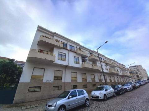 Apartamento Duplex T3 - Costa da Caparica