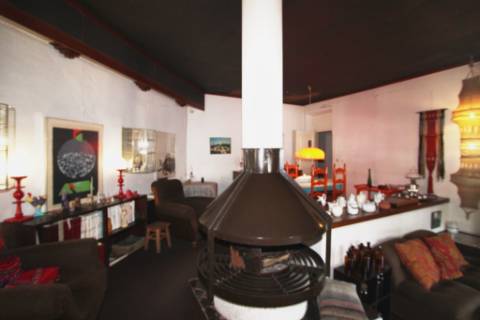 Moradia T6, lote 915m2, próxima da praia, na Parede, Cascais