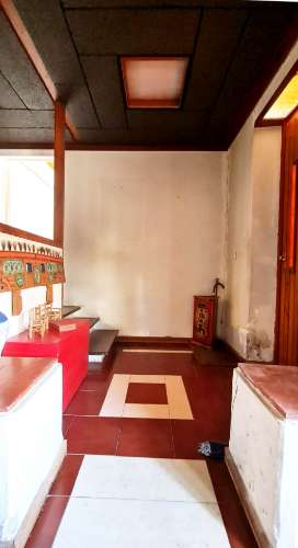 Moradia T6, lote 915m2, próxima da praia, na Parede, Cascais