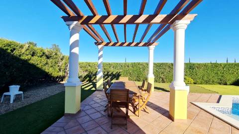 Magnifica moradia T5 na Quinta do Vale Golf Resort, em Castro Marim, Algarve