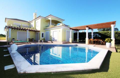 Magnifica moradia T5 na Quinta do Vale Golf Resort, em Castro Marim, Algarve