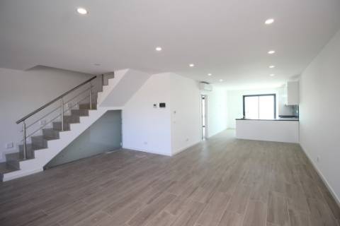 Moradia de Luxo T4 em Tavira - Conforto e Elegância