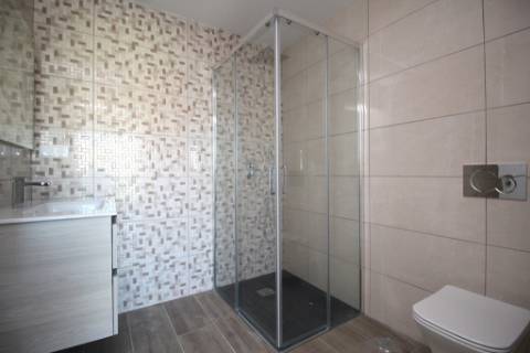 Moradia de Luxo T4 em Tavira - Conforto e Elegância