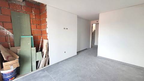 Moradia T3 em Construção em Tavira - Conforto e Modernidade.