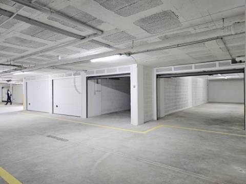 Novo apartamento T2 em condomínio com piscina, junto Ria Formosa, em Cabanas de Tavira, Algarve.