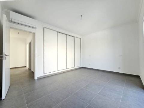 Moradia Nova com Piscina Privada, Vila Nova de Cacela, Algarve