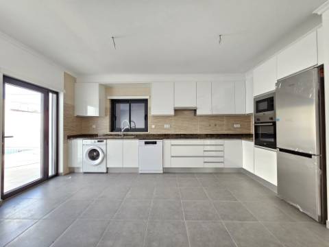 Moradia Nova com Piscina Privada, Vila Nova de Cacela, Algarve