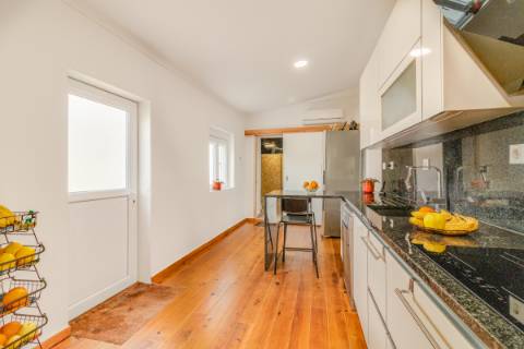 Moradia térrea T3 na Azueira