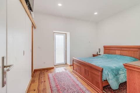 Moradia térrea T3 na Azueira