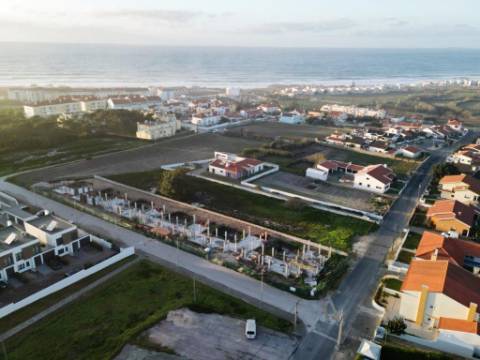 Nova moradia T3 com piscina, vistas mar, junto praias, em Santa Cruz, Torres Vedras