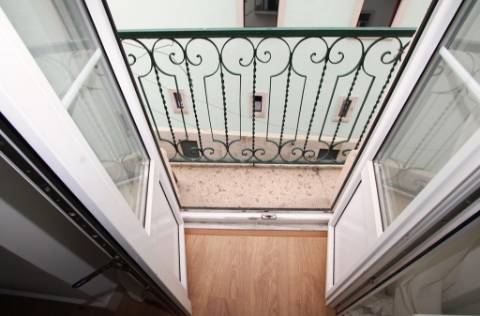 Charmoso apartamento T2, remodelado e equipado, nos Anjos, Lisboa