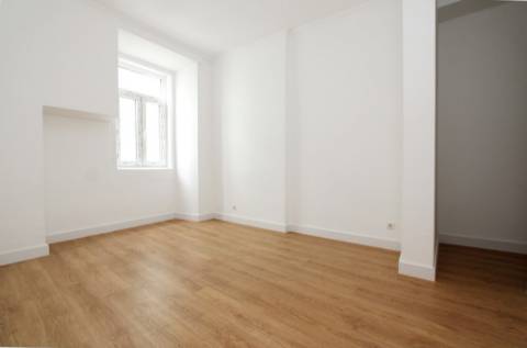 Charmoso apartamento T2, remodelado e equipado, nos Anjos, Lisboa