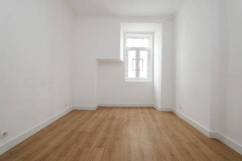Charmoso apartamento T2, remodelado e equipado, nos Anjos, Lisboa