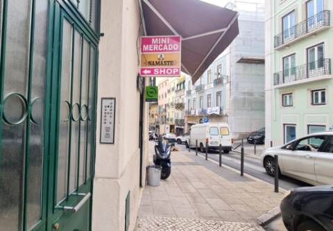 Charmoso apartamento T2, remodelado e equipado, nos Anjos, Lisboa