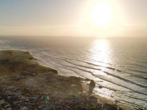 Nova moradia T3 com piscina, vistas mar, junto praias, em Santa Cruz, Torres Vedras