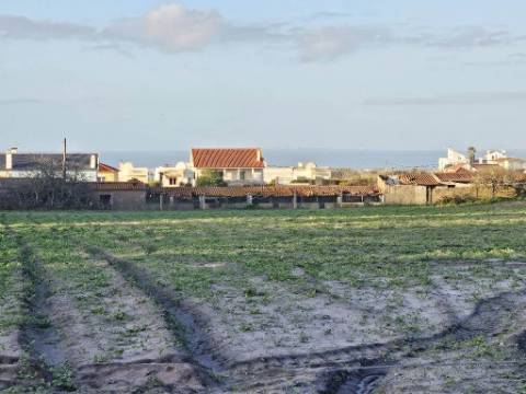 Nova moradia T3 com piscina, vistas mar, junto praias, em Santa Cruz, Torres Vedras