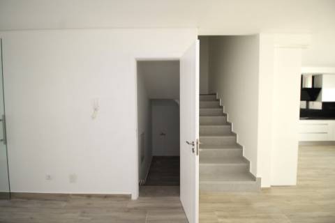 Exclusiva Moradia T3+1 em Tavira - Modernidade, Conforto e Qualidade Superior!