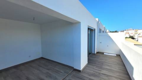 Exclusiva Moradia T3+1 em Tavira - Modernidade, Conforto e Qualidade Superior!