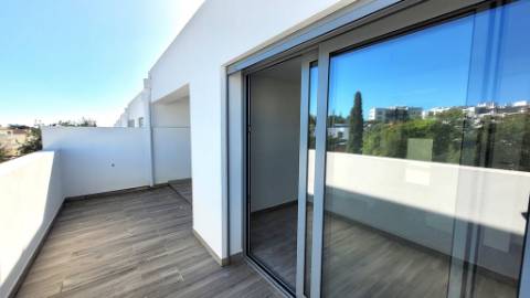 Exclusiva Moradia T3+1 em Tavira - Modernidade, Conforto e Qualidade Superior!