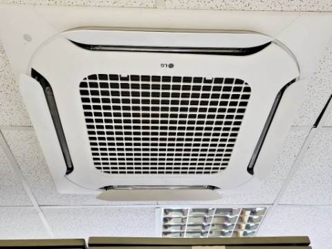 Luminoso escritório , localização central nas Avenidas Novas, em Lisboa