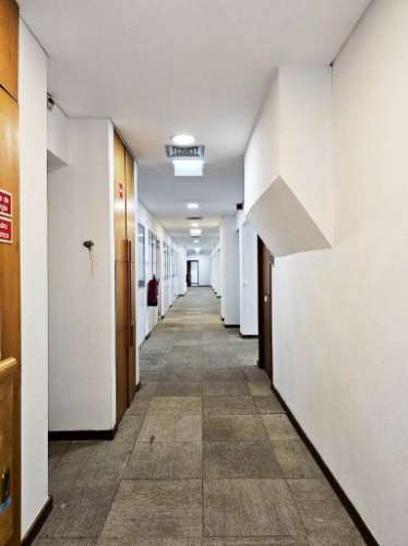 Luminoso escritório , localização central nas Avenidas Novas, em Lisboa