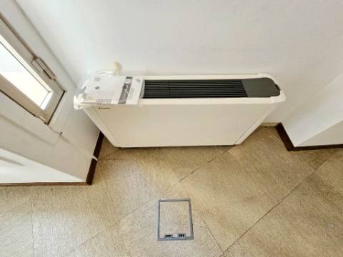 Luminoso escritório , localização central nas Avenidas Novas, em Lisboa